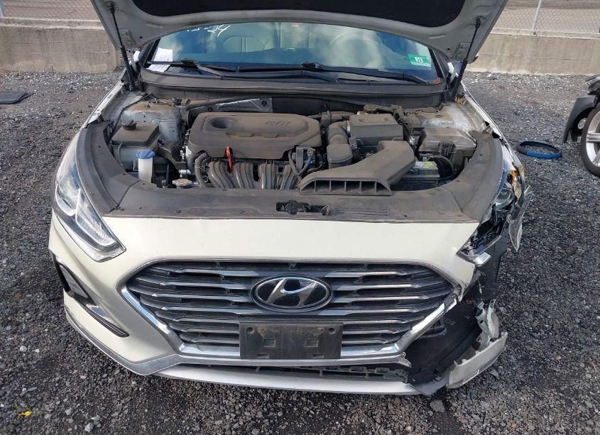 Photo 10 of 2018 Hyundai Sonata SE (VIN 5NPE24AF2JH727574)