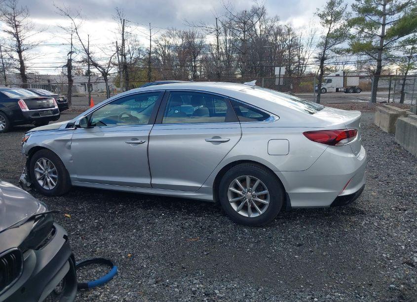 Photo 14 of 2018 Hyundai Sonata SE (VIN 5NPE24AF2JH727574)