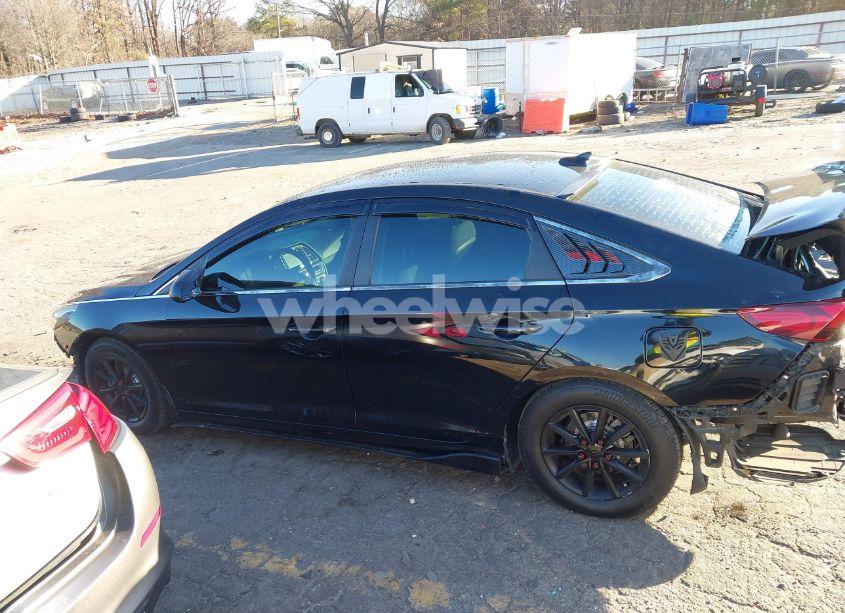 Photo 15 of 2019 Hyundai Sonata SE (VIN 5NPE24AF2KH734770)