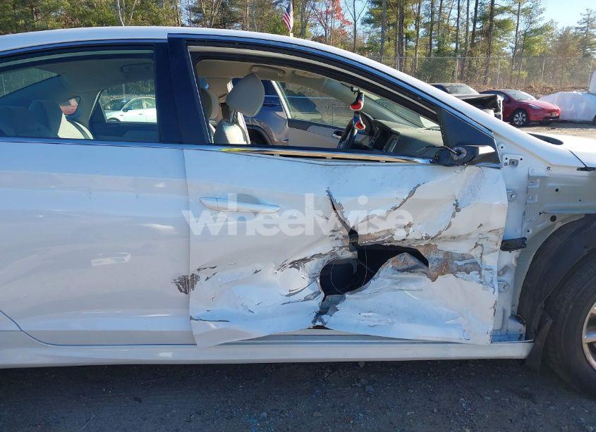 Photo 21 of 2019 Hyundai Sonata SE (VIN 5NPE24AF2KH739354)