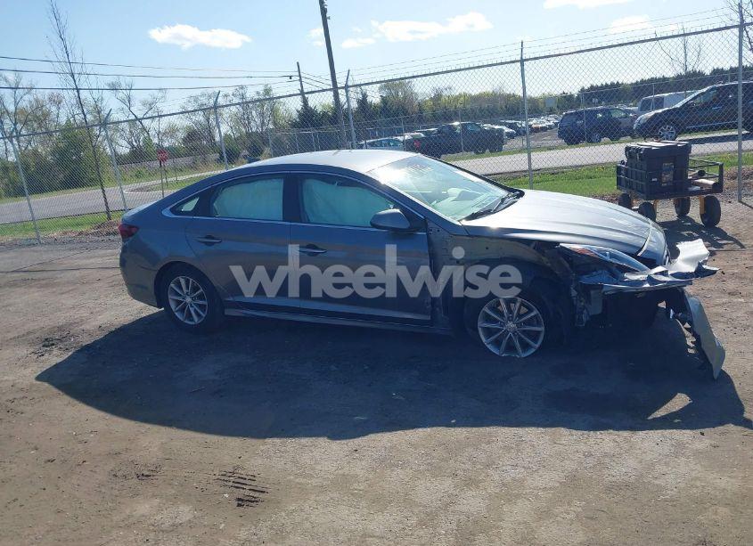 Photo 13 of 2019 Hyundai Sonata SE (VIN 5NPE24AF2KH740164)
