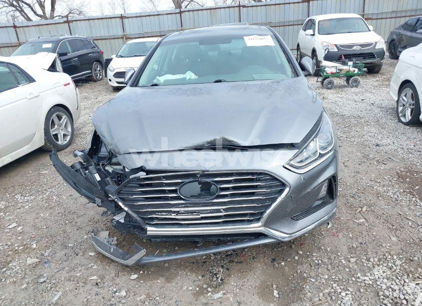 Photo 6 of 2019 Hyundai Sonata SE (VIN 5NPE24AF2KH741458)