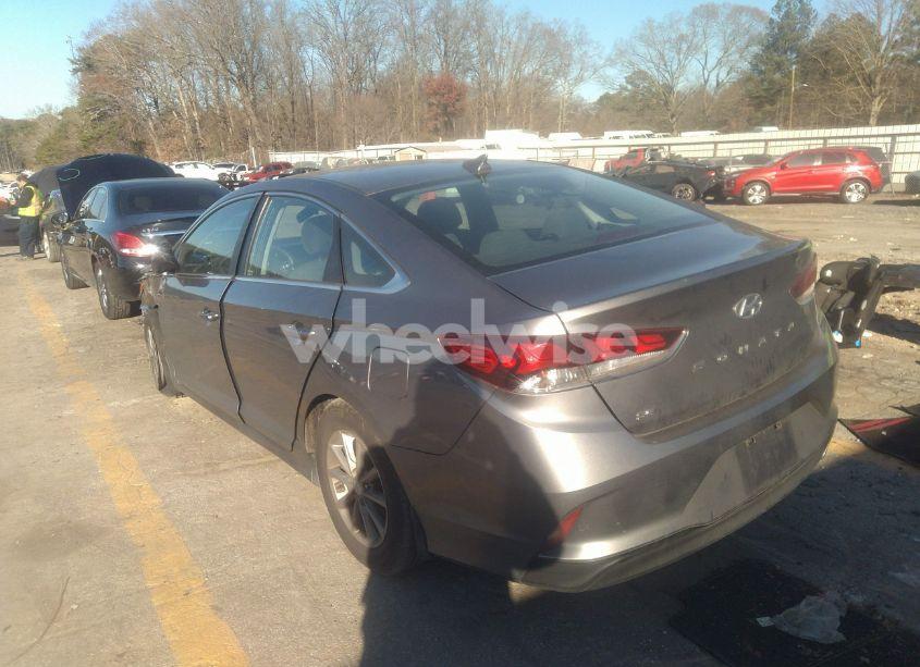 Photo 3 of 2019 Hyundai Sonata SE (VIN 5NPE24AF2KH769681)