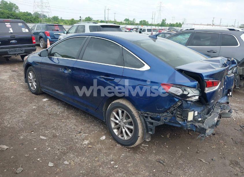 Photo 3 of 2019 Hyundai Sonata SE (VIN 5NPE24AF2KH789977)