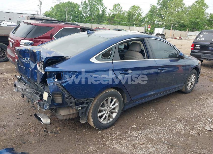 Photo 4 of 2019 Hyundai Sonata SE (VIN 5NPE24AF2KH789977)