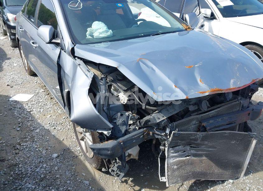 Photo 6 of 2015 Hyundai Sonata SE (VIN 5NPE24AF3FH007353)