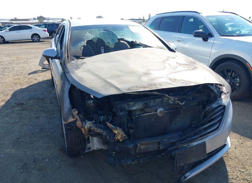 Photo 6 of 2015 Hyundai Sonata SE (VIN 5NPE24AF3FH040353)