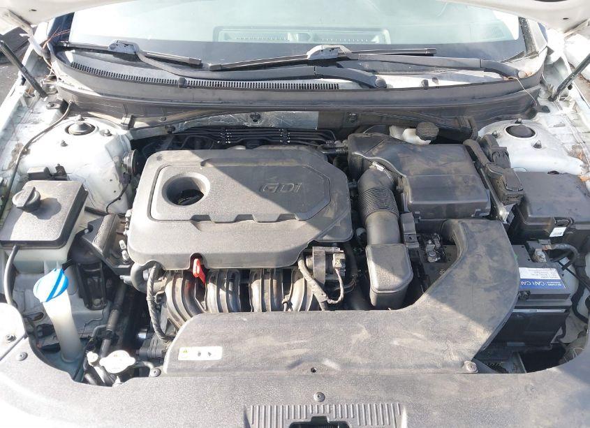 Photo 10 of 2015 Hyundai Sonata SE (VIN 5NPE24AF3FH071344)