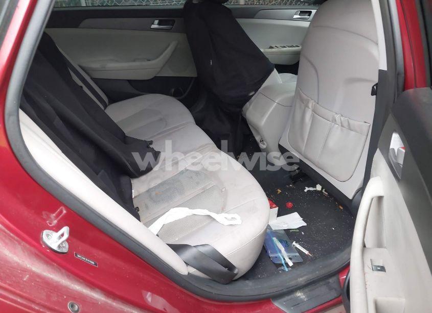 Photo 8 of 2015 Hyundai Sonata SE (VIN 5NPE24AF3FH176966)