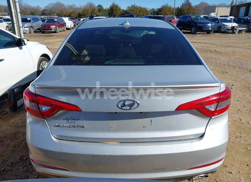 Photo 15 of 2015 Hyundai Sonata SE (VIN 5NPE24AF3FH181679)