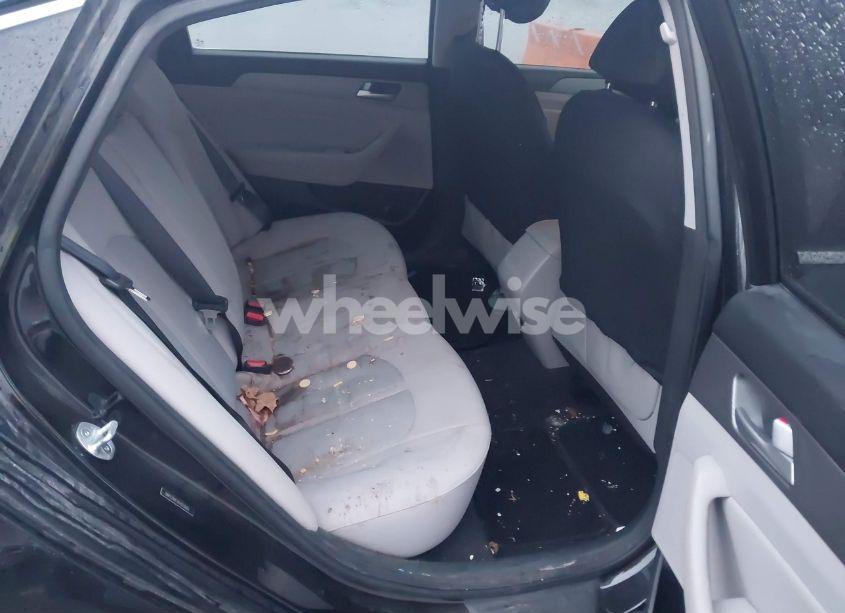 Photo 8 of 2015 Hyundai Sonata SE (VIN 5NPE24AF3FH213935)