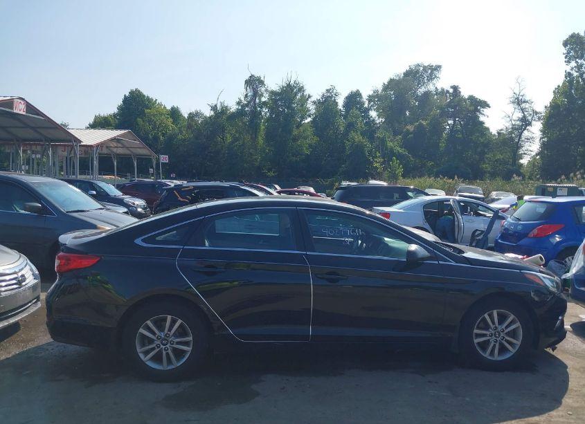 Photo 13 of 2015 Hyundai Sonata SE (VIN 5NPE24AF3FH216558)