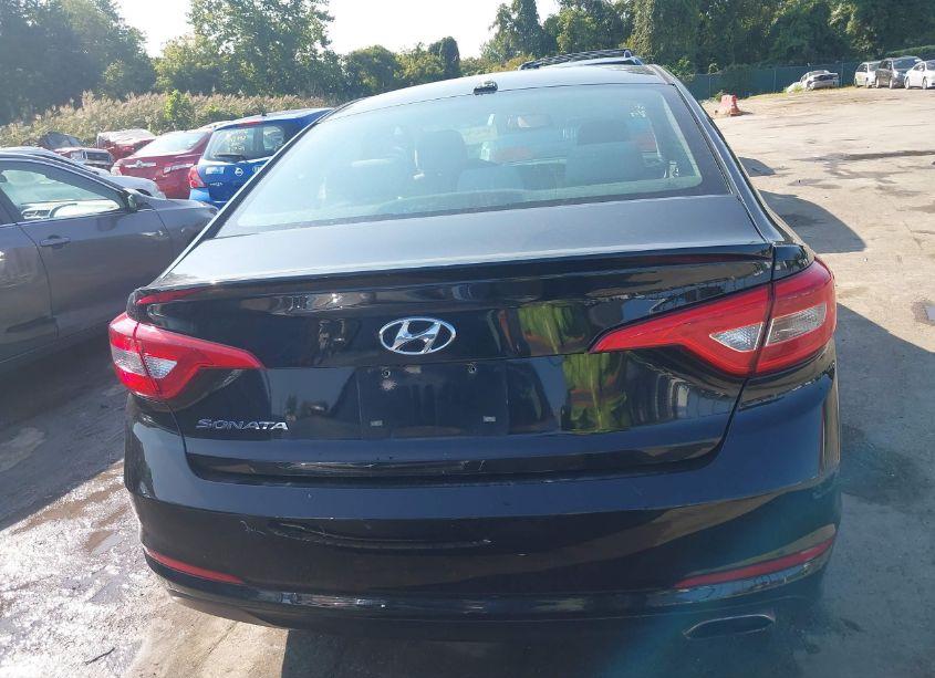 Photo 16 of 2015 Hyundai Sonata SE (VIN 5NPE24AF3FH216558)
