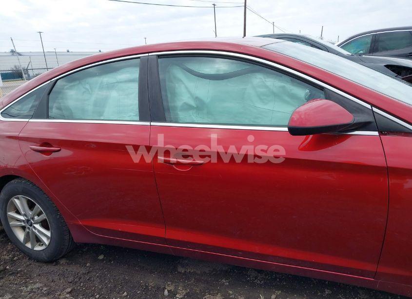 Photo 13 of 2015 Hyundai Sonata SE (VIN 5NPE24AF3FH227009)