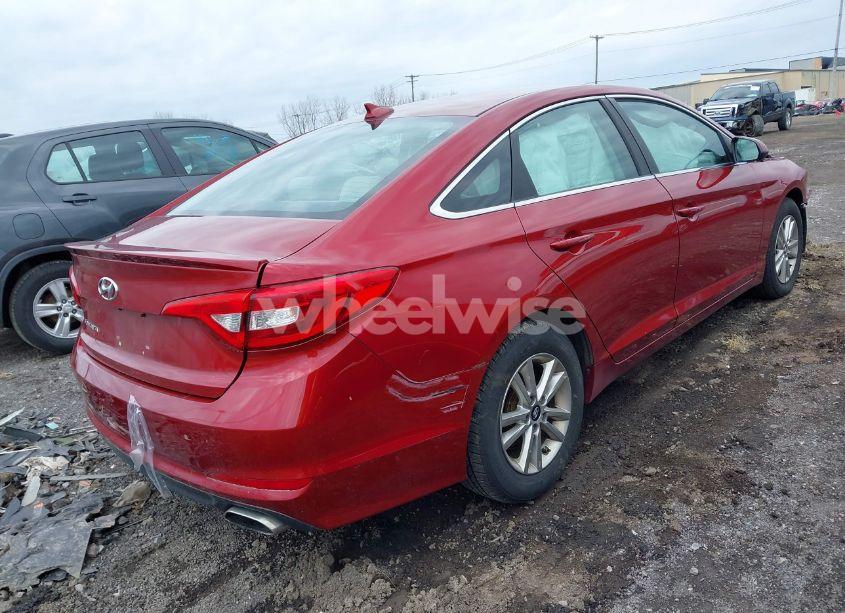 Photo 4 of 2015 Hyundai Sonata SE (VIN 5NPE24AF3FH227009)