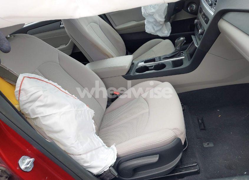 Photo 5 of 2015 Hyundai Sonata SE (VIN 5NPE24AF3FH227009)