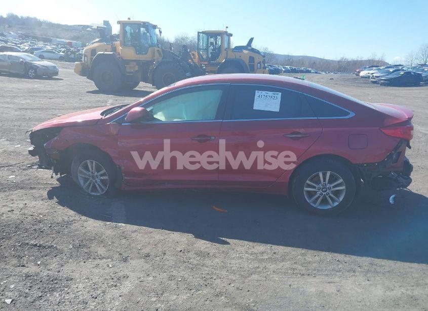 Photo 14 of 2015 Hyundai Sonata SE (VIN 5NPE24AF3FH235496)