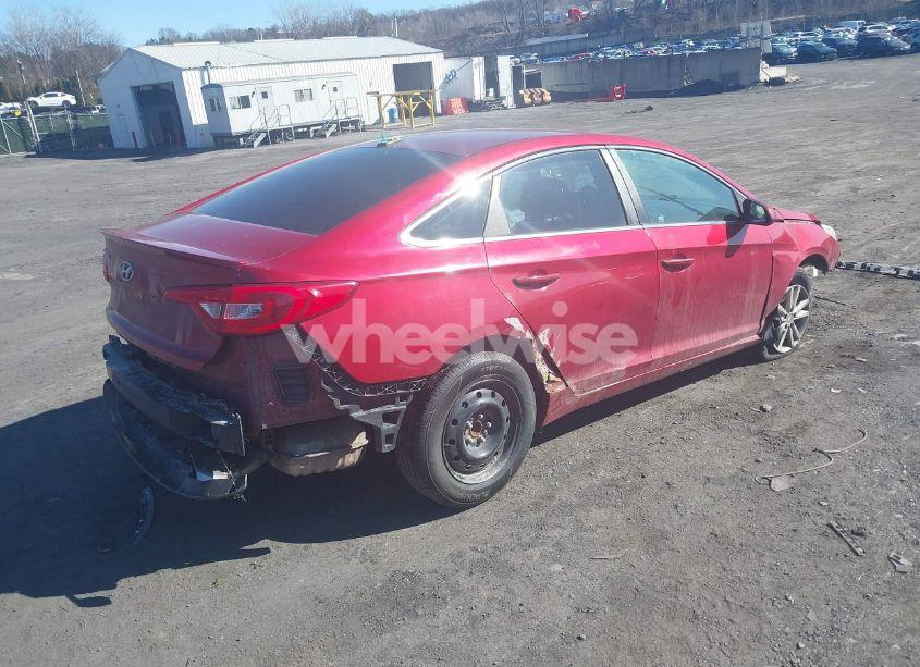 Photo 4 of 2015 Hyundai Sonata SE (VIN 5NPE24AF3FH235496)