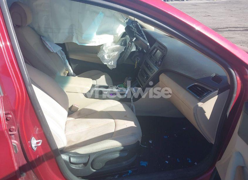 Photo 5 of 2015 Hyundai Sonata SE (VIN 5NPE24AF3FH235496)