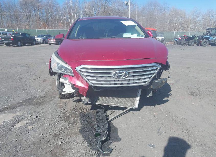 Photo 6 of 2015 Hyundai Sonata SE (VIN 5NPE24AF3FH235496)