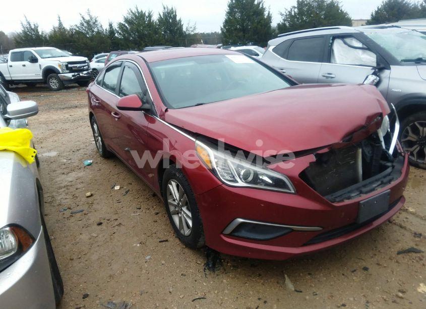 2016 Hyundai Sonata SE (VIN 5NPE24AF3GH262585) main photo