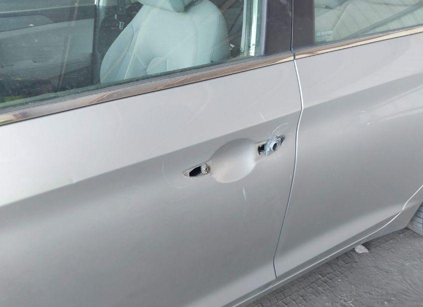 Photo 18 of 2016 Hyundai Sonata SE (VIN 5NPE24AF3GH272937)