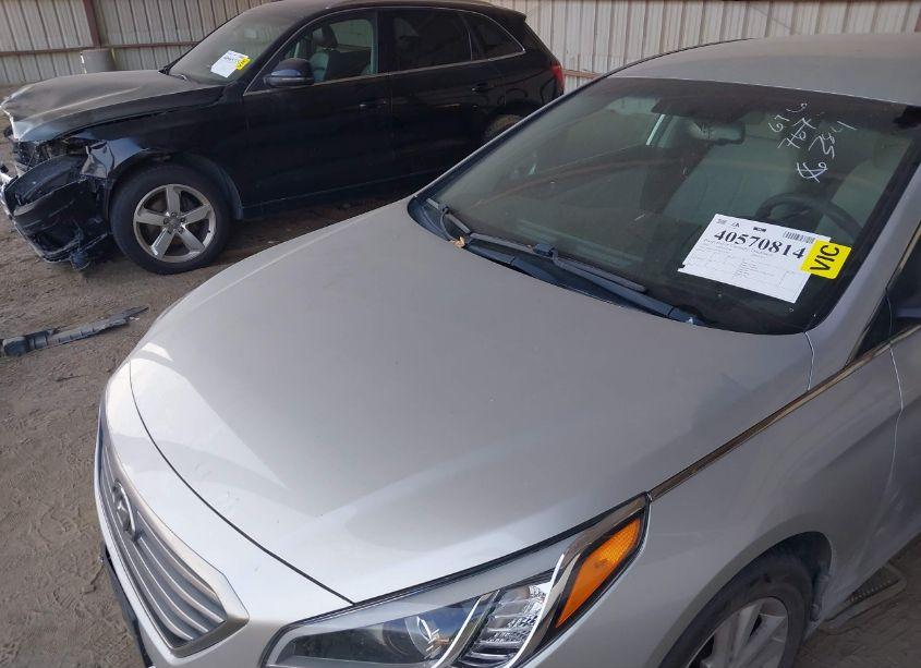 Photo 6 of 2016 Hyundai Sonata SE (VIN 5NPE24AF3GH272937)
