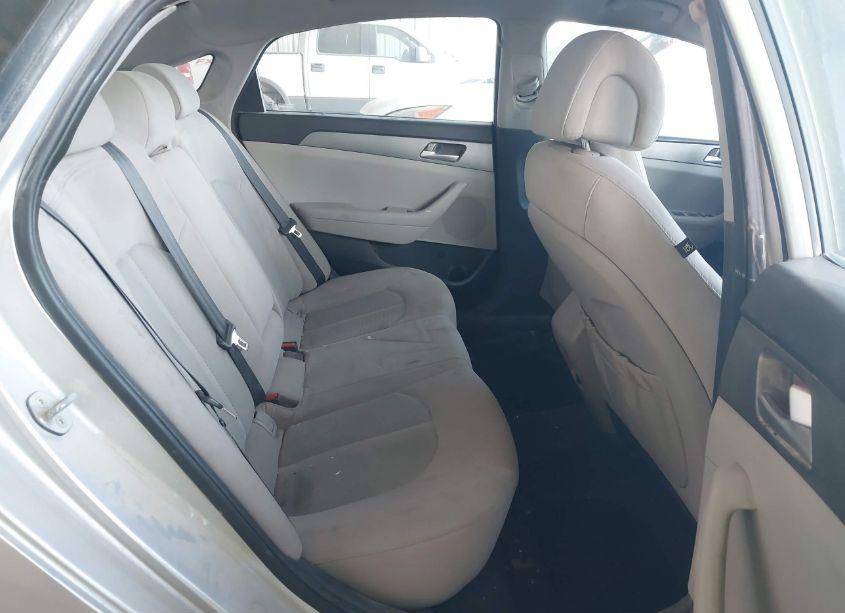 Photo 8 of 2016 Hyundai Sonata SE (VIN 5NPE24AF3GH272937)