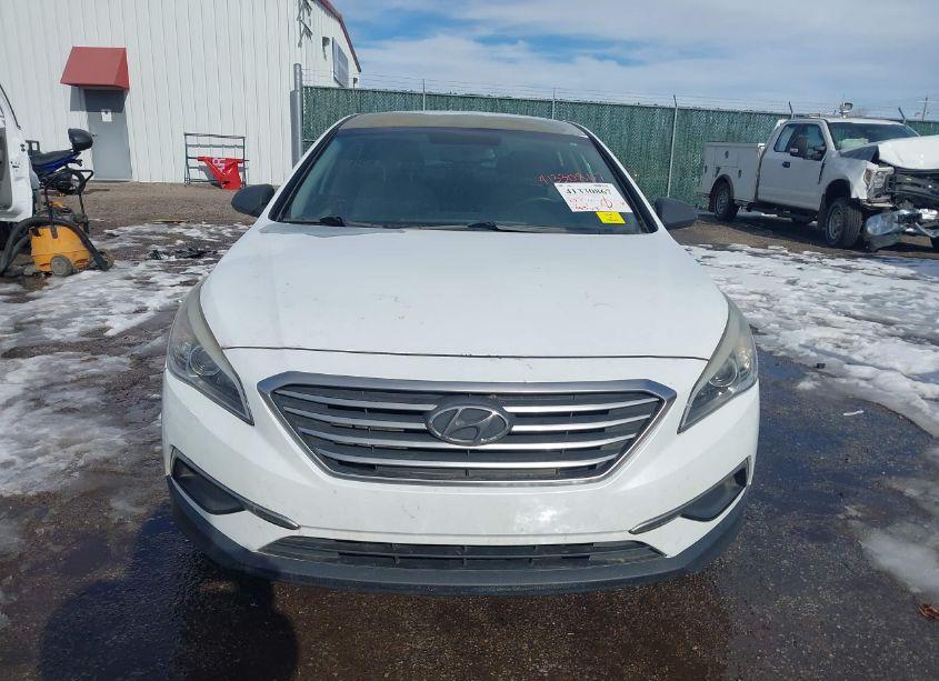 Photo 12 of 2016 Hyundai Sonata SE (VIN 5NPE24AF3GH288359)