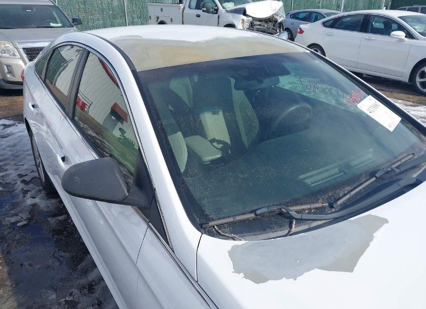 Photo 6 of 2016 Hyundai Sonata SE (VIN 5NPE24AF3GH288359)