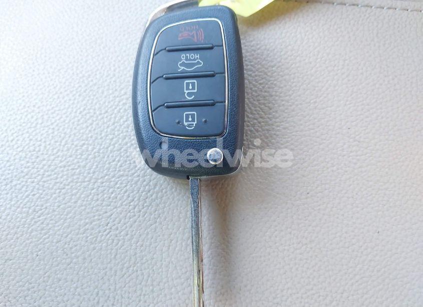 Photo 11 of 2016 Hyundai Sonata SE (VIN 5NPE24AF3GH293402)