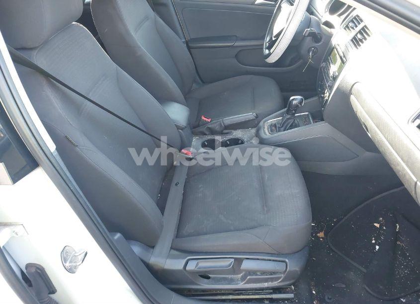 Photo 5 of 2016 Hyundai Sonata SE (VIN 5NPE24AF3GH293402)