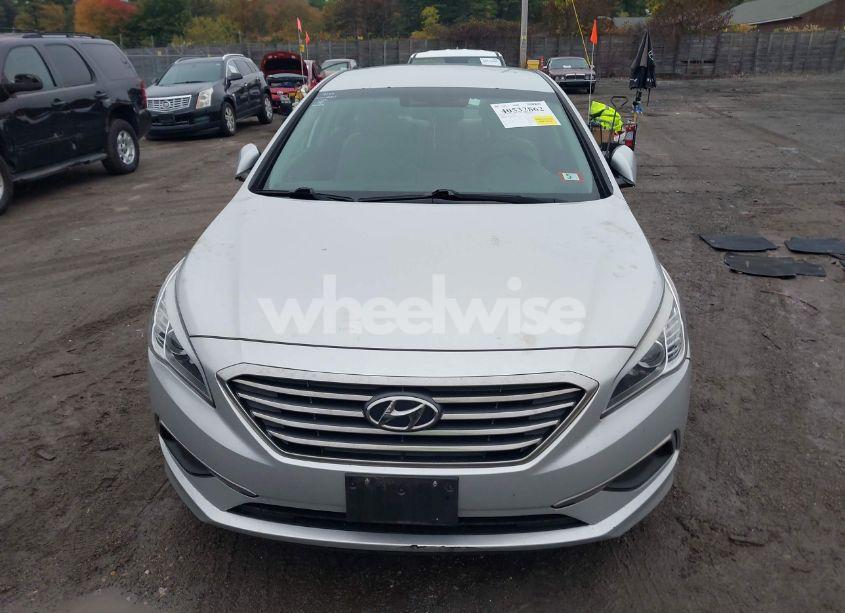 Photo 12 of 2016 Hyundai Sonata SE (VIN 5NPE24AF3GH311509)