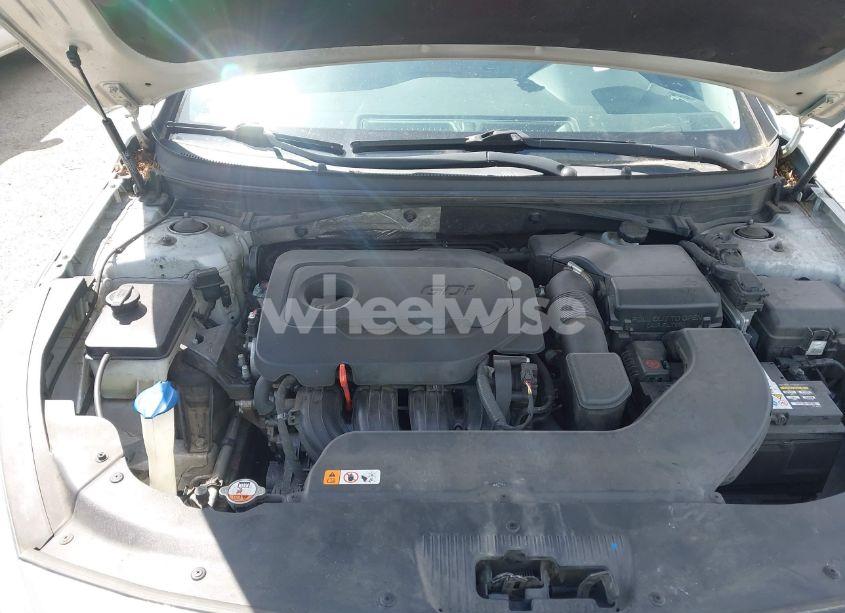 Photo 10 of 2016 Hyundai Sonata SE (VIN 5NPE24AF3GH318525)