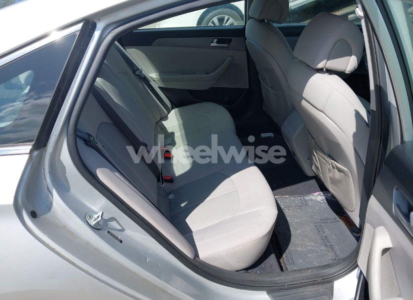 Photo 8 of 2016 Hyundai Sonata SE (VIN 5NPE24AF3GH318525)