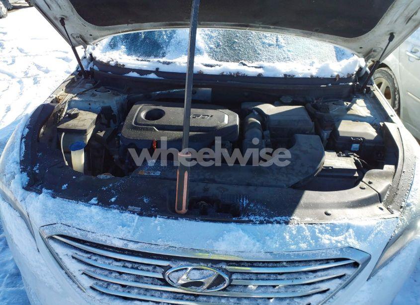 Photo 10 of 2016 Hyundai Sonata SE (VIN 5NPE24AF3GH319982)