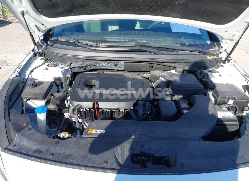 Photo 10 of 2016 Hyundai Sonata SE (VIN 5NPE24AF3GH326396)