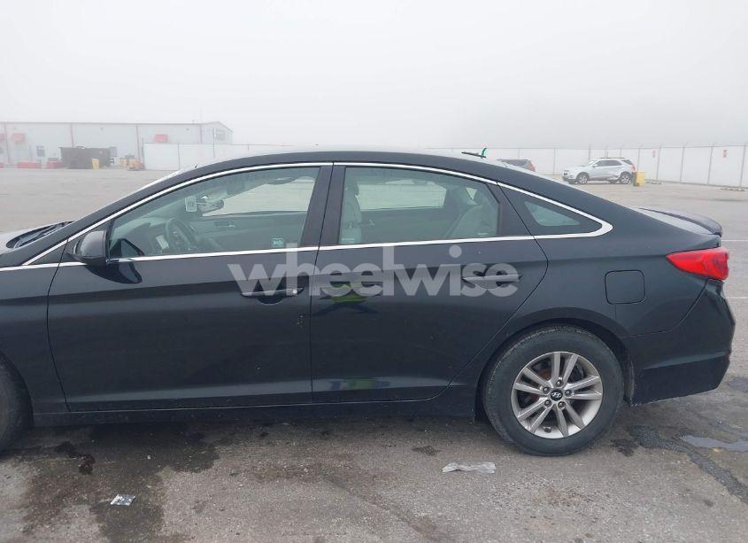 Photo 14 of 2016 Hyundai Sonata SE (VIN 5NPE24AF3GH338189)