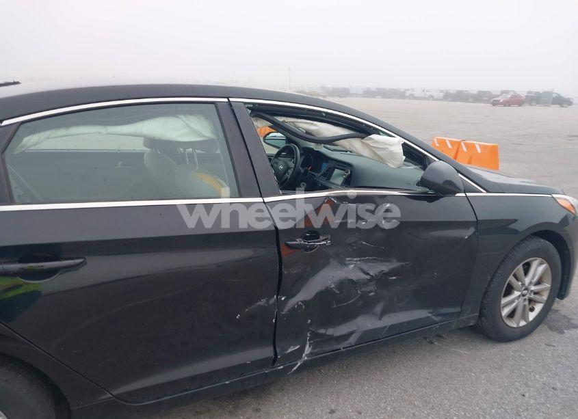 Photo 6 of 2016 Hyundai Sonata SE (VIN 5NPE24AF3GH338189)