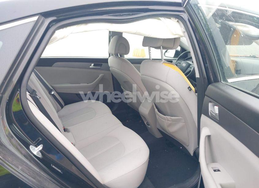 Photo 8 of 2016 Hyundai Sonata SE (VIN 5NPE24AF3GH338189)