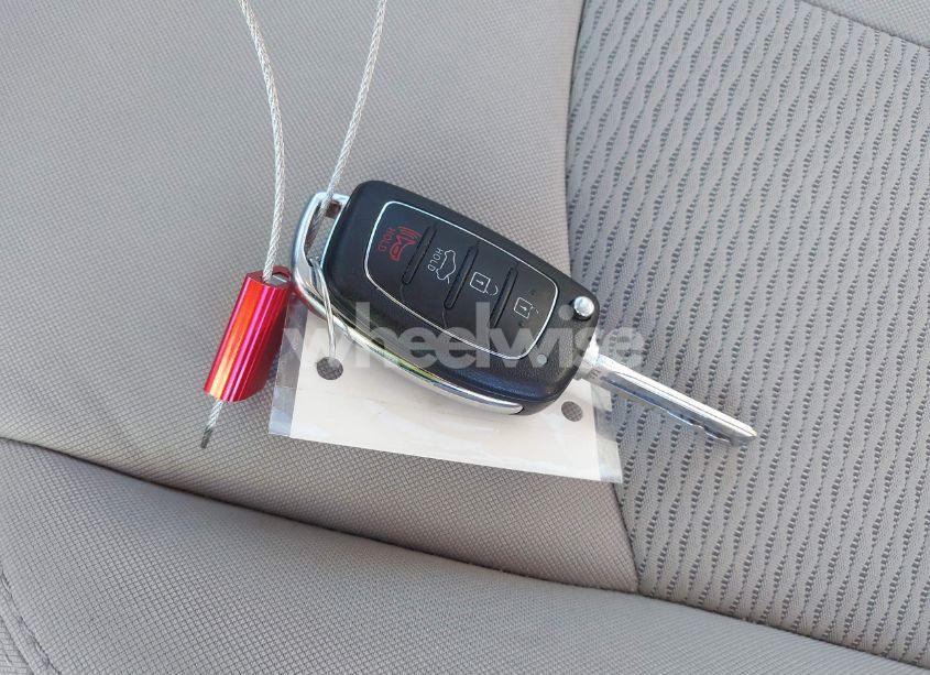 Photo 11 of 2016 Hyundai Sonata SE (VIN 5NPE24AF3GH339472)