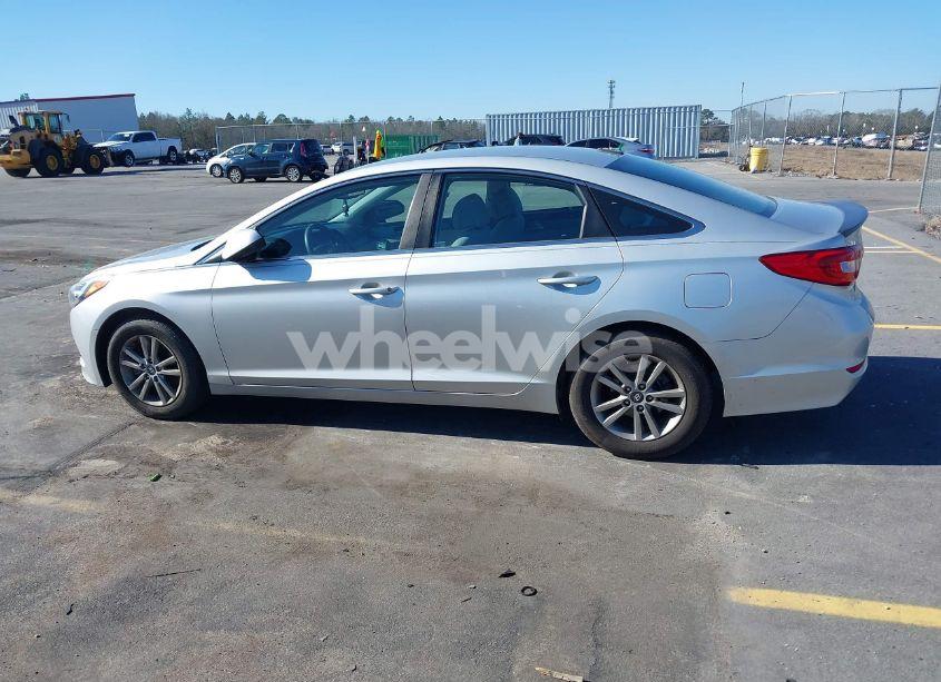 Photo 14 of 2016 Hyundai Sonata SE (VIN 5NPE24AF3GH339472)