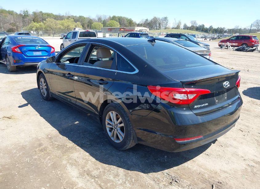 Photo 3 of 2016 Hyundai Sonata SE (VIN 5NPE24AF3GH343151)