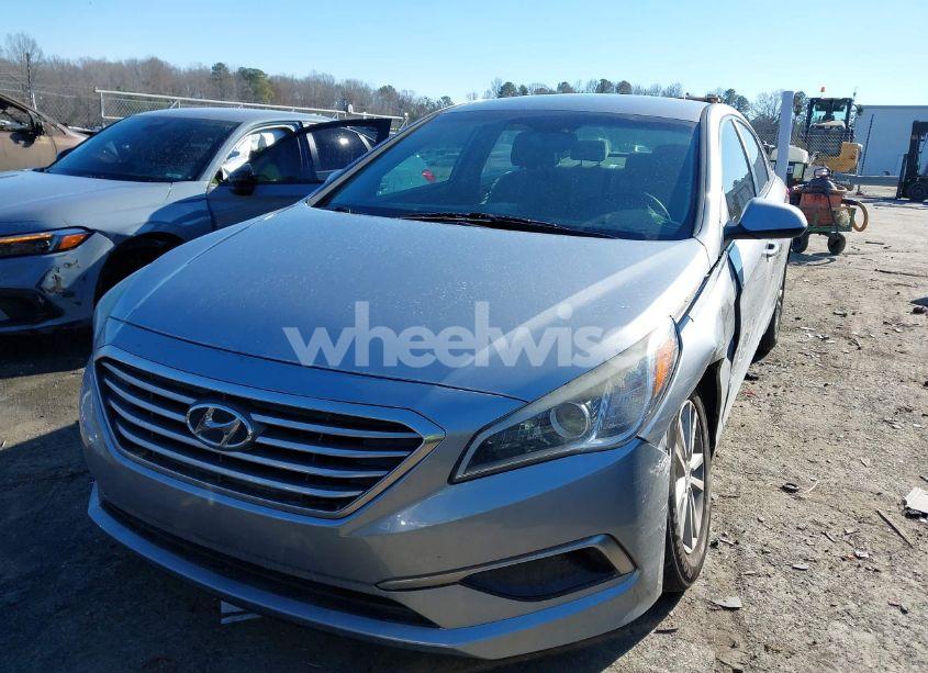 Photo 12 of 2016 Hyundai Sonata SE (VIN 5NPE24AF3GH344610)