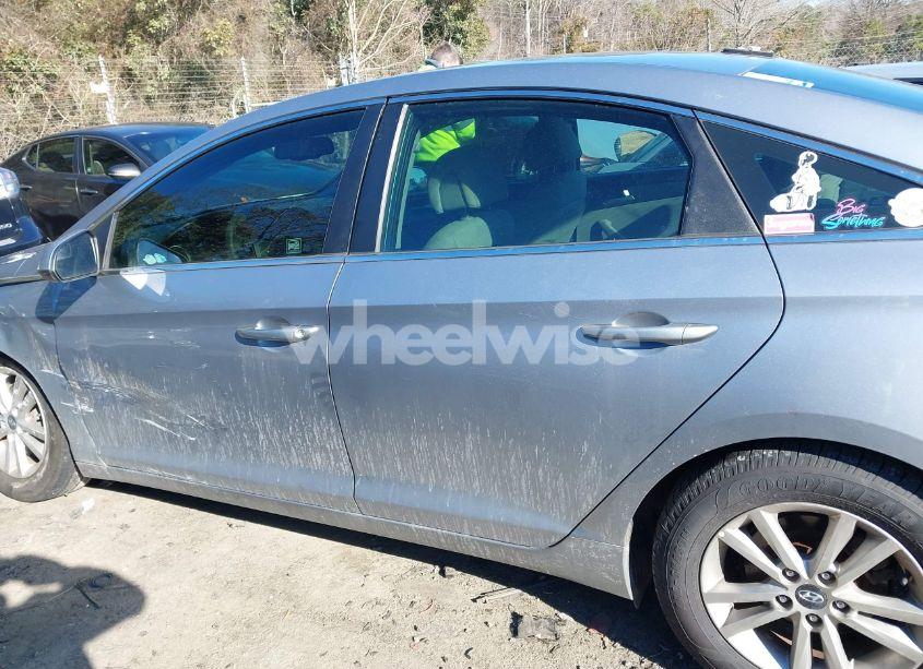 Photo 14 of 2016 Hyundai Sonata SE (VIN 5NPE24AF3GH344610)