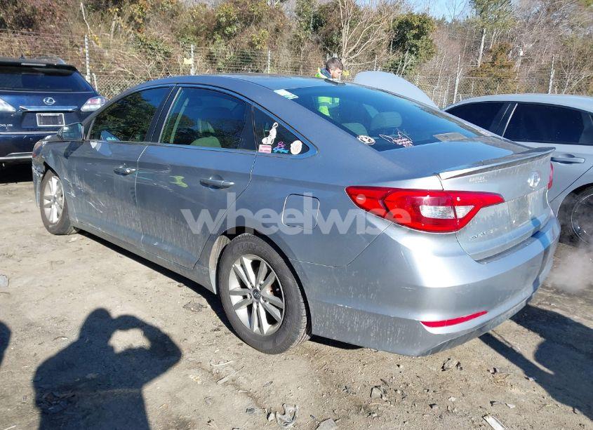 Photo 3 of 2016 Hyundai Sonata SE (VIN 5NPE24AF3GH344610)
