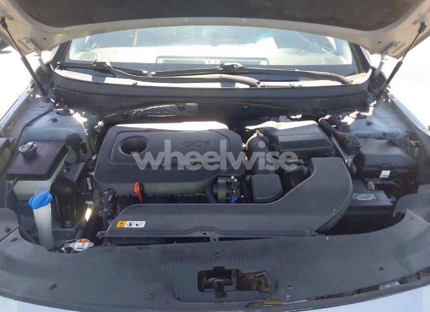 Photo 10 of 2016 Hyundai Sonata SE (VIN 5NPE24AF3GH348379)