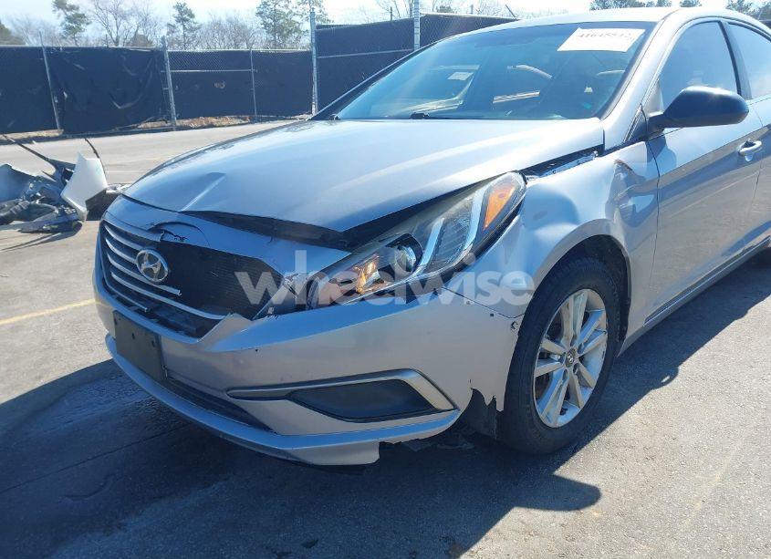 Photo 6 of 2016 Hyundai Sonata SE (VIN 5NPE24AF3GH348379)