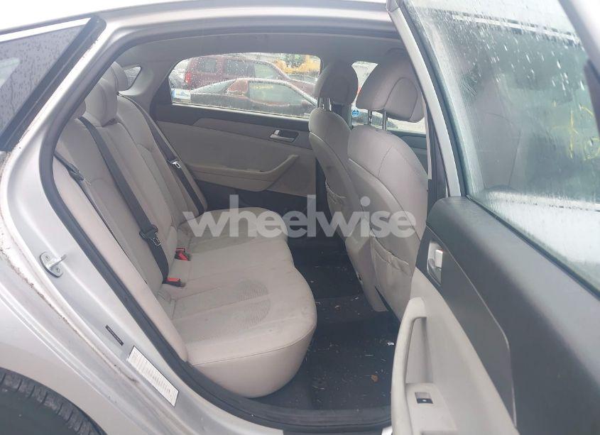 Photo 8 of 2016 Hyundai Sonata SE (VIN 5NPE24AF3GH359236)