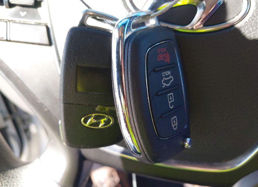 Photo 11 of 2016 Hyundai Sonata SE (VIN 5NPE24AF3GH371466)